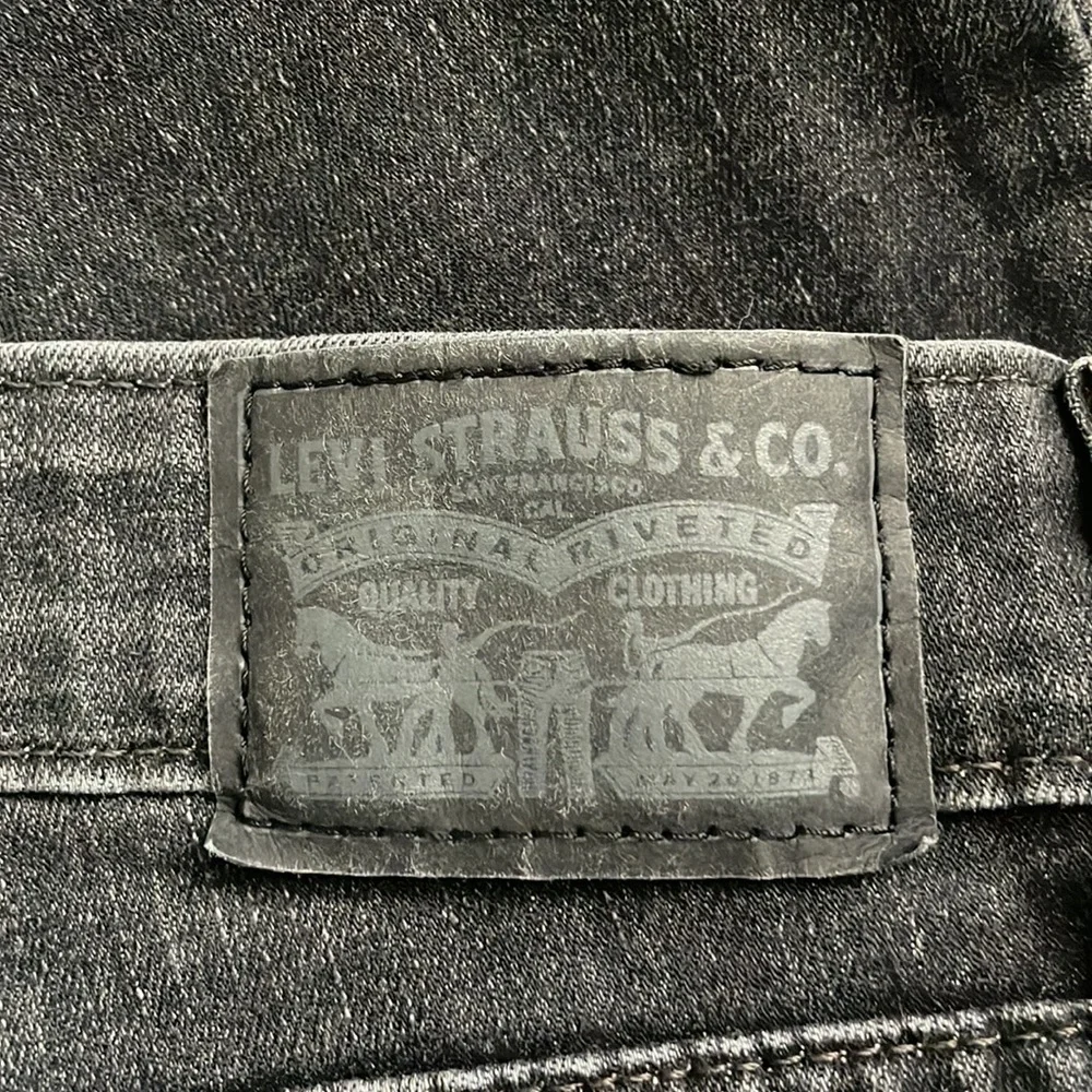 Levi’s 712 High Rise Skinny Jeans - Picture 8 of 8
